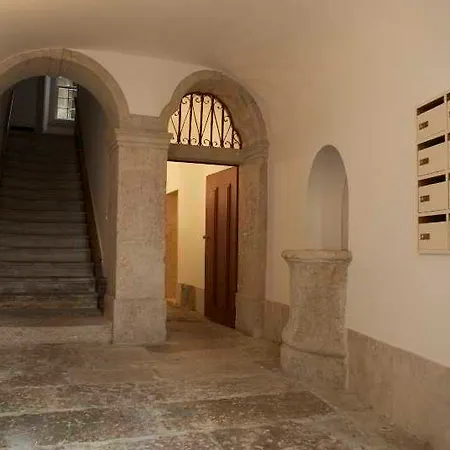 Apartment Freedom Serviced - Cais Do Sodre Lisbon