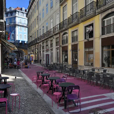 Apartment Freedom Serviced - Cais Do Sodre Lisbon
