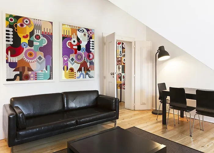 Freedom Serviced - Cais Do Sodre