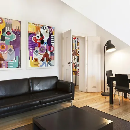 Freedom Serviced - Cais Do Sodre